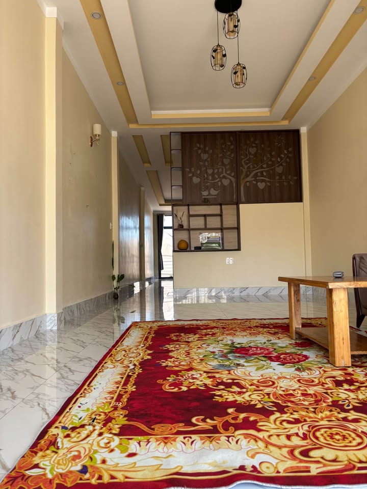 Nhà đẹp Đà Lạt 80m² giá 2.3 tỷ - Kiến trúc kiên cố, an ninh tuyệt đối!