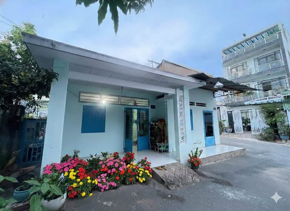 Nhà góc Hiệp Phú 113.4m² giá 6.5 tỷ - Cơ hội vàng giảm giá gấp!