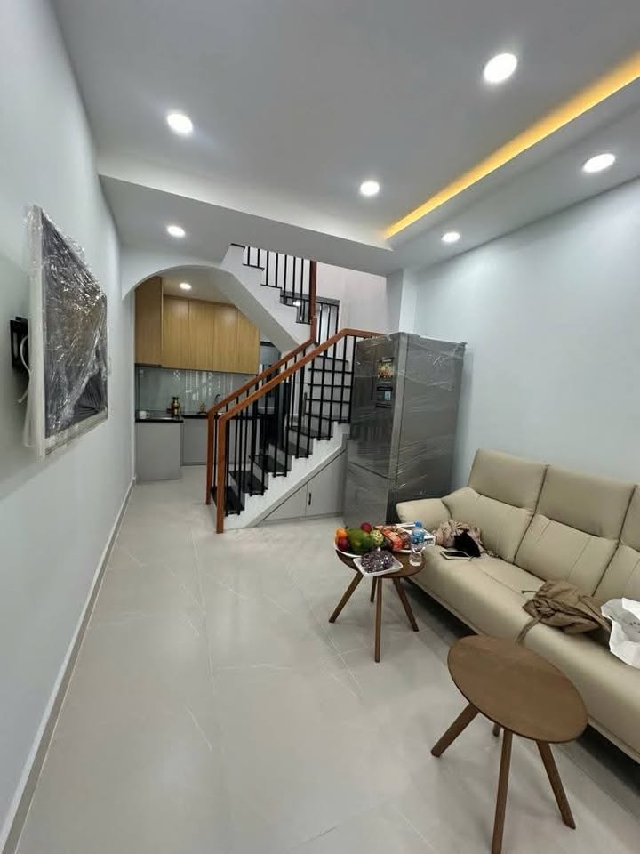 Nhà riêng Trần Bình Trọng, Quận Bình Thạnh, 24m² giá 3.07 tỷ - Sổ đỏ chính chủ!