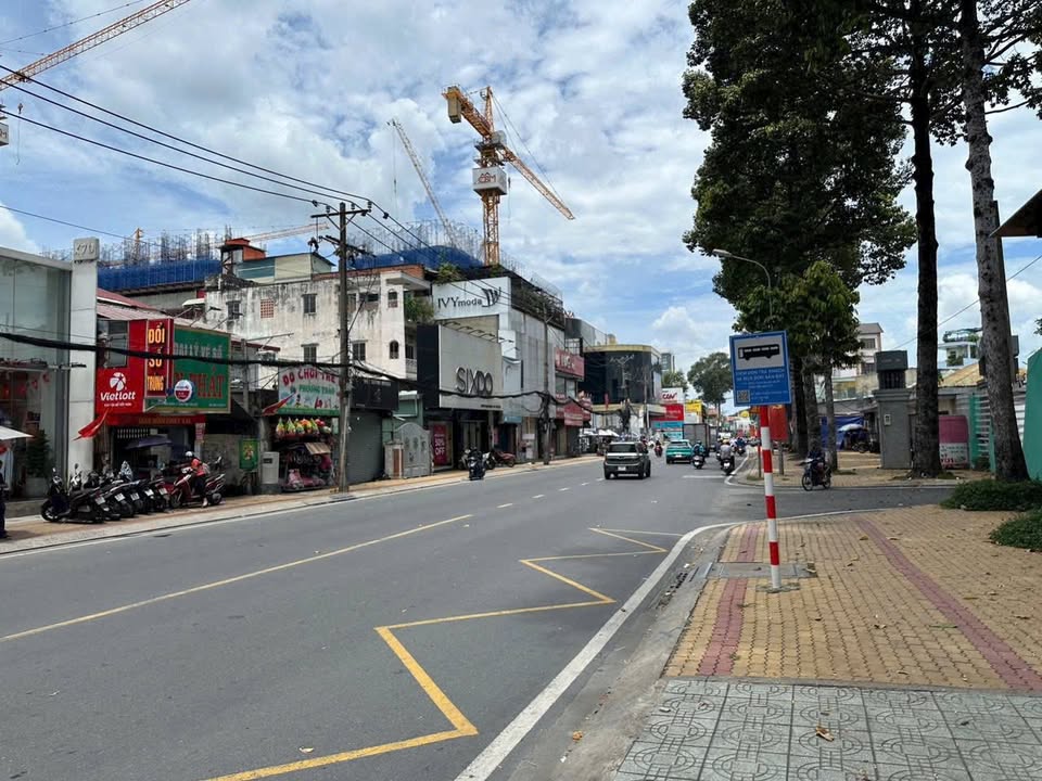 FrontHouse Tô Vĩnh Diện Thủ Đức 160m² giá 20.5 tỷ - Mặt tiền kinh doanh lý tưởng!