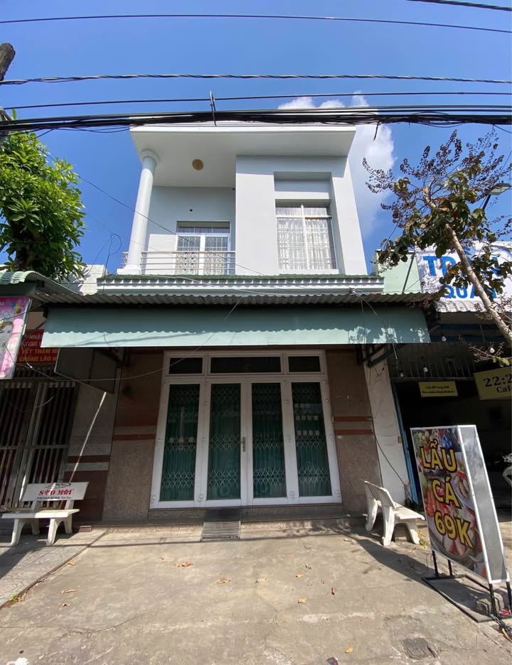 Nhà mặt tiền Phạm Hùng, Rạch Giá 100m² giá 12 triệu - Phù hợp làm văn phòng, spa!