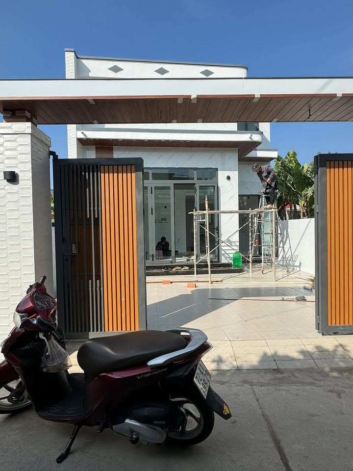 Nhà gác lửng 95m² tại Long Hải, Bà Rịa - Vũng Tàu giá chỉ 2.17 tỷ - Chính chủ bán gấp!