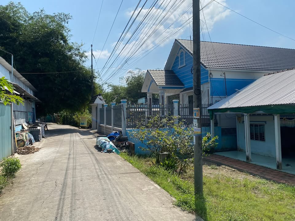 Vườn sầu riêng Vàm Bi, Phong Điền 2000m² giá 2.09 tỷ - Mảnh đất tâm huyết chờ đón chủ mới!