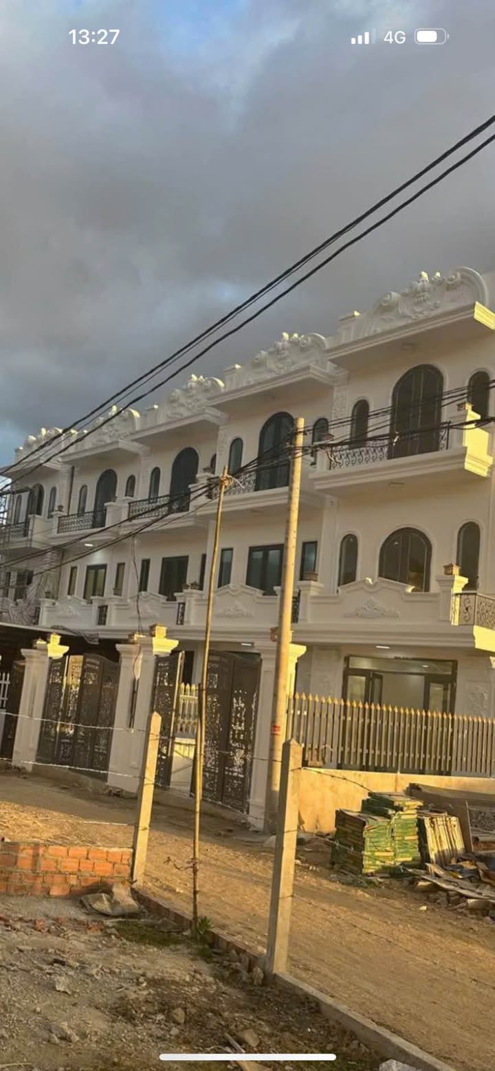 Nhà riêng Thị trấn Lạc Dương 90m² giá 3.3 tỷ - Sổ hồng chính chủ, còn căn cuối!