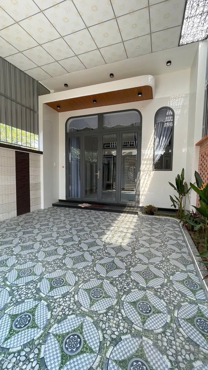 Nhà mặt tiền đường Trường Chinh, Tây Ninh, 160m² - Vị trí kinh doanh lý tưởng!