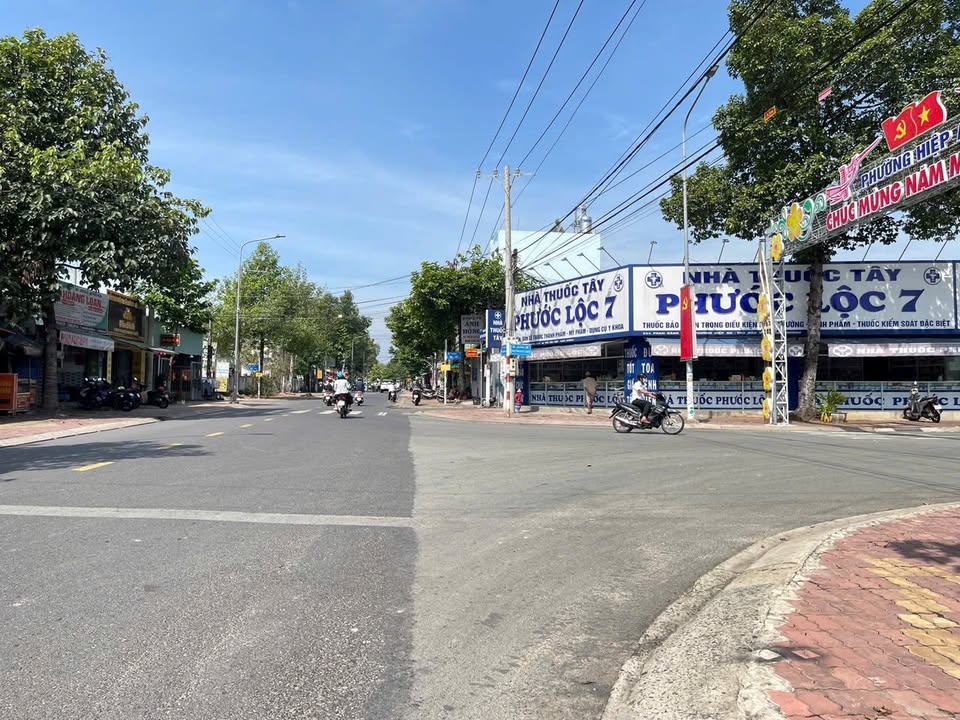 FrontHouse đường Phan Đăng Lưu, Hiệp An 153m² giá 5.89 tỷ - Kinh doanh sầm uất!