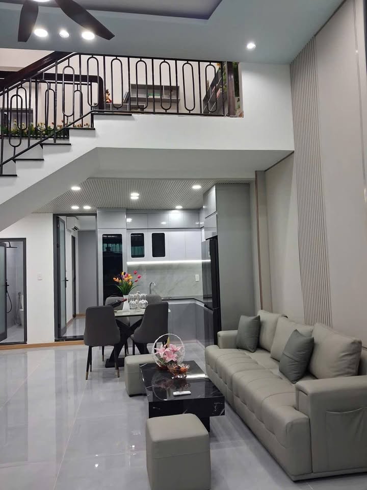 Nhà phố 3 Tháng 2, Huyện Thăng Bình, 67m² giá 5.5 tỷ - Sẵn sàng vào ở ngay!