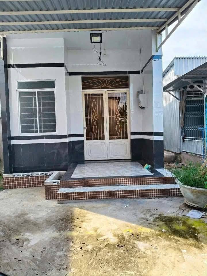 Nhà cấp 4 xã Long Kiến, Chợ Mới, 55m² giá chỉ 400 triệu - Cơ hội đầu tư tuyệt vời!