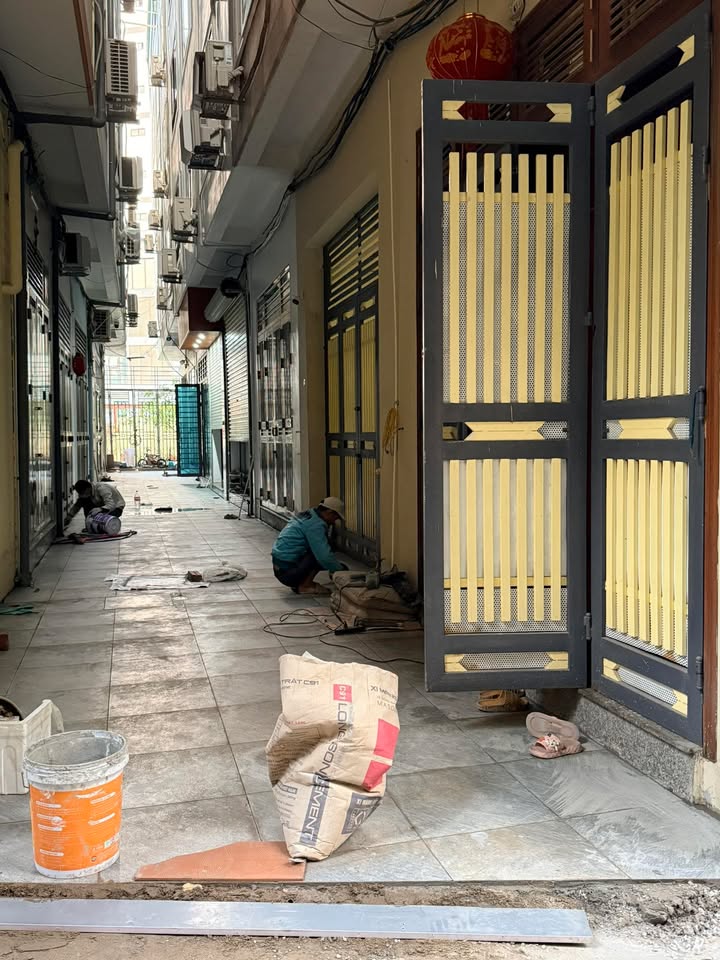 Nhà 5 tầng Ngõ 153 Ngọc Hồi 35m² giá thỏa thuận - An ninh tuyệt đối!