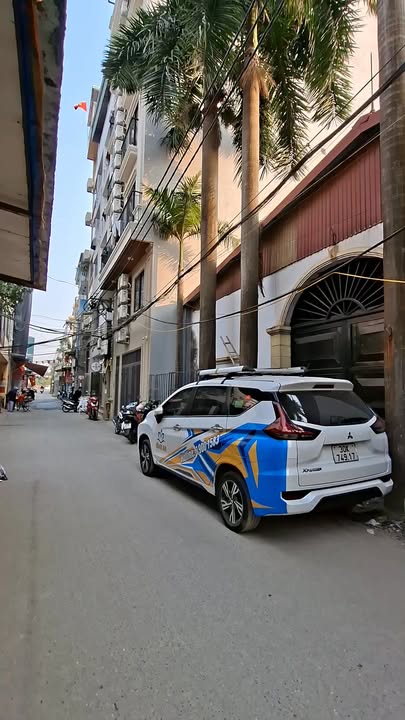 Nhà phố Phú Diễn, 50m² giá 10 tỷ - Đầy đủ nội thất, gần ô tô