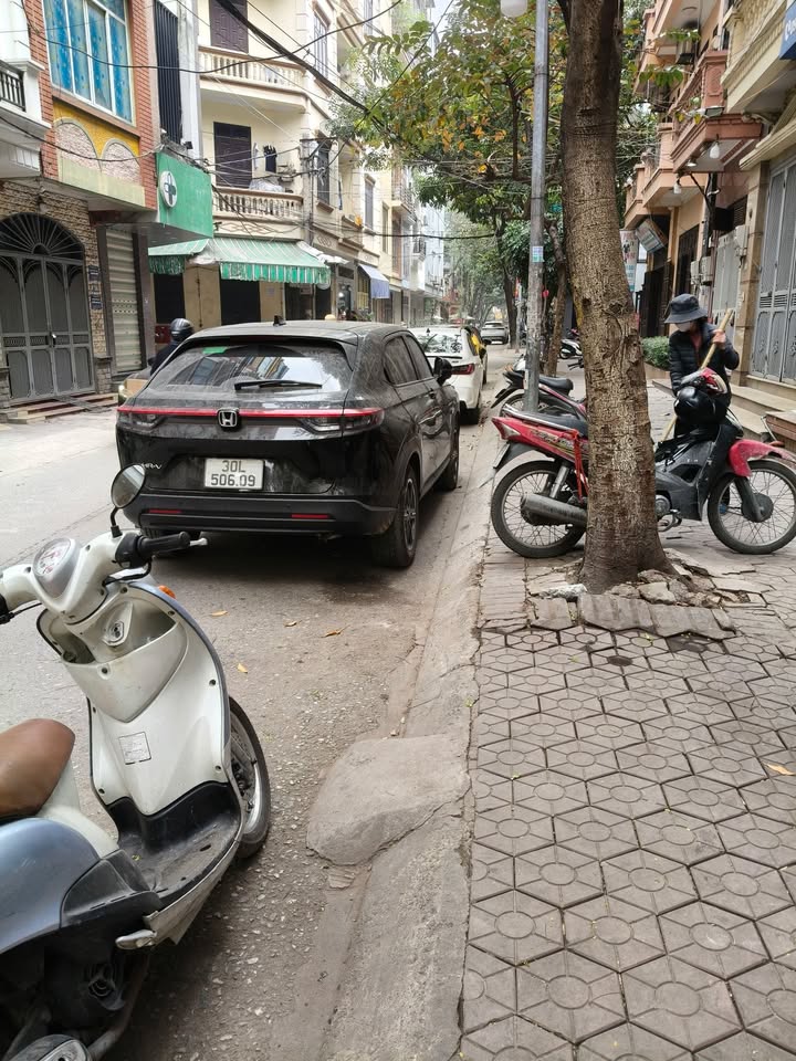 Lô đất phân lô ô tô tránh Mai Dịch, 91m² giá 26.1 tỷ - Cơ hội đầu tư hiếm có!