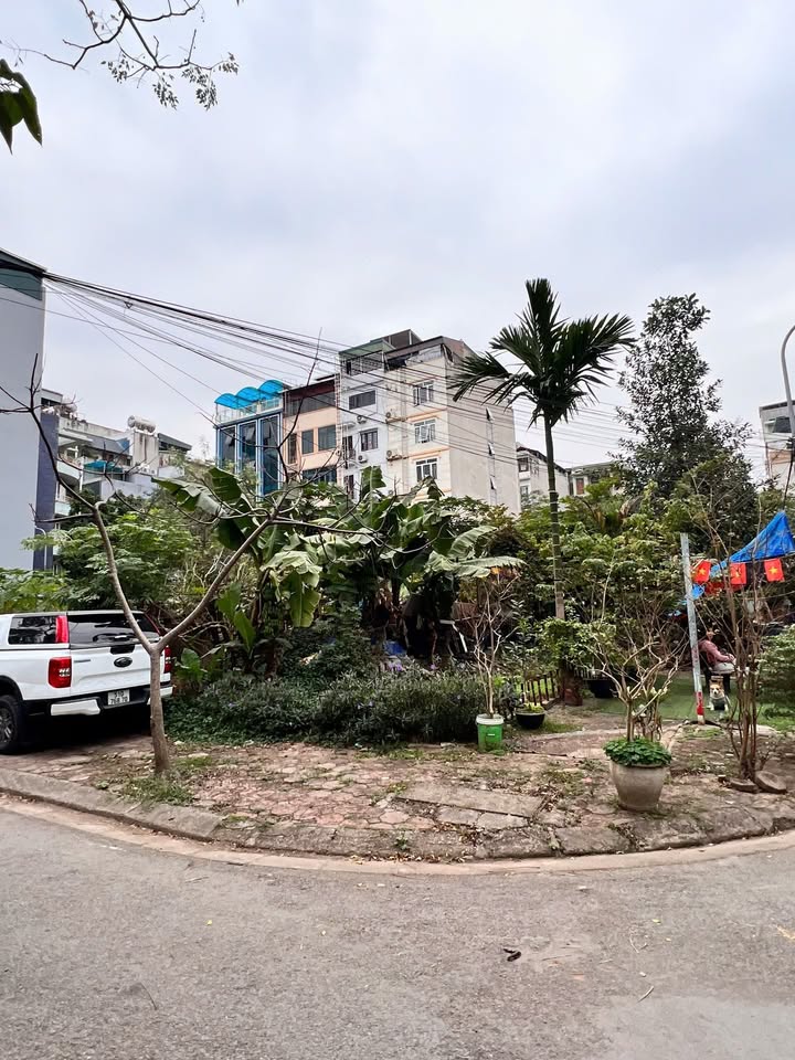 Đất đấu giá Hồ Tùng Mậu, Phú Diễn 60m² giá thỏa thuận - Cơ hội đầu tư hấp dẫn!