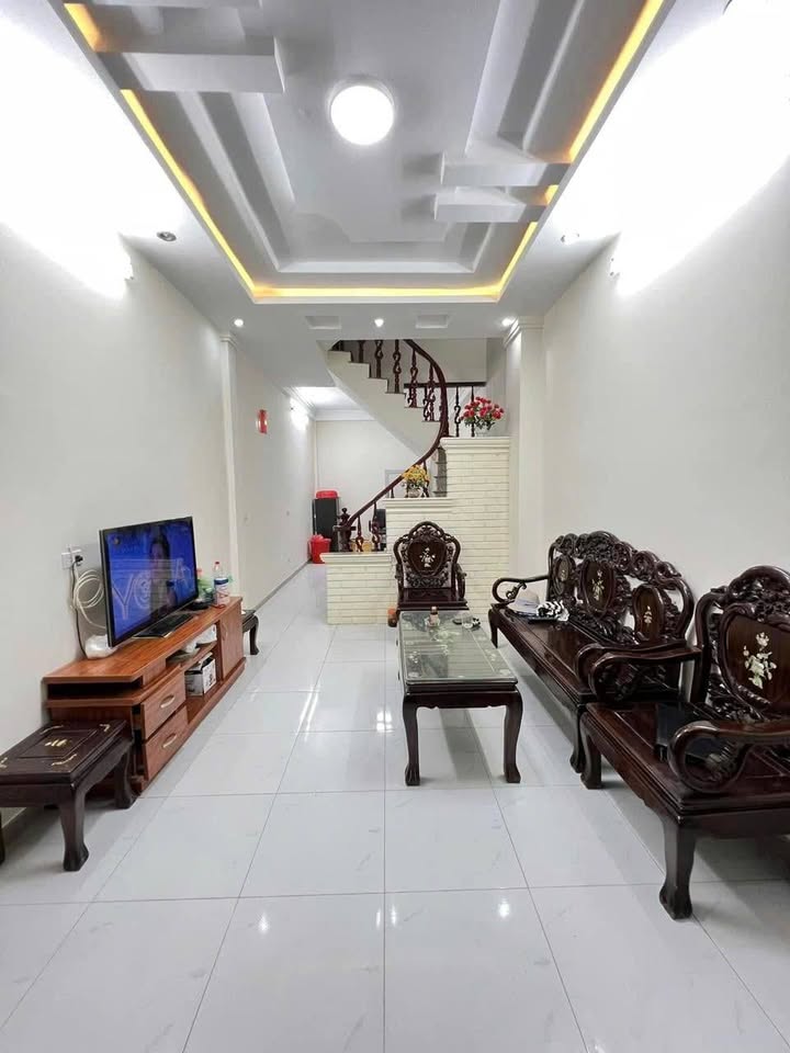 Nhà phố Vương Thừa Vũ, Thanh Xuân 40m² giá 9.6 tỷ - Không gian sống lý tưởng!
