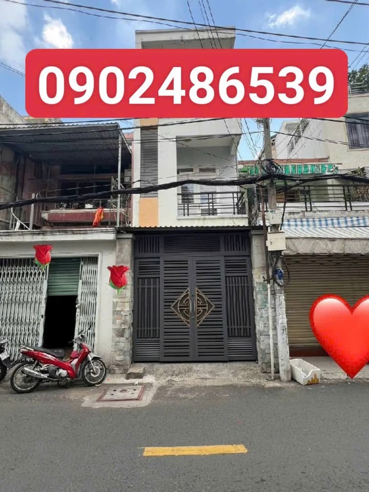 Nhà mặt tiền Lạc Long Quân, Quận 11, 68m² giá 13 tỷ - Vị trí kinh doanh sầm uất!