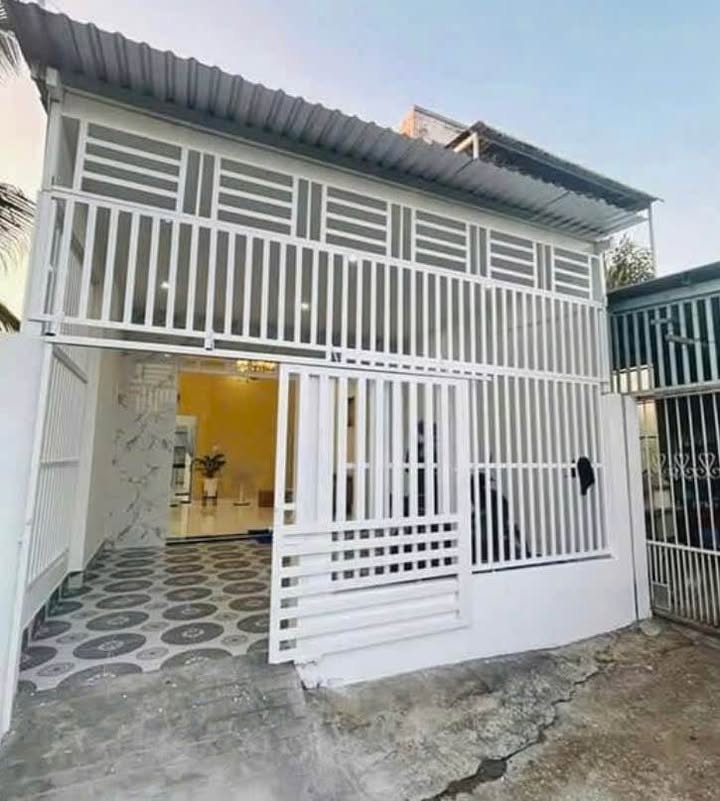 Nhà cấp 4 đường Hoàng Phan Thái, Bình Chánh 88m² giá 760 triệu - Bán gấp!