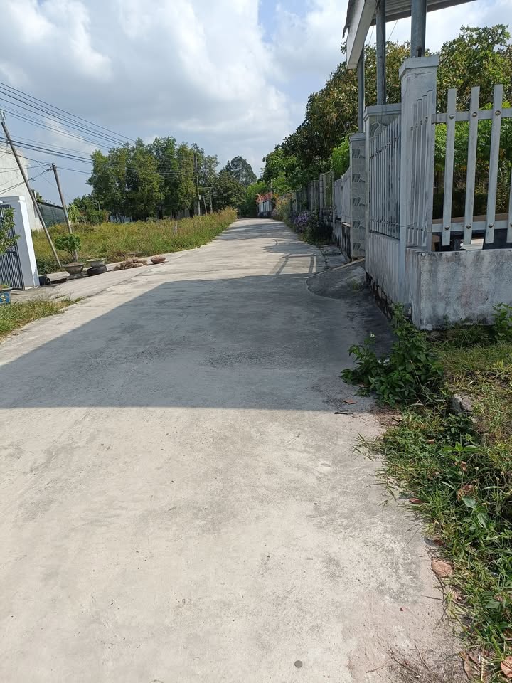 Đất thổ cư xã Tân Hà huyện Hàm Tân 160m² giá chỉ 1 tỷ - Sổ hồng sang tên nhanh chóng!