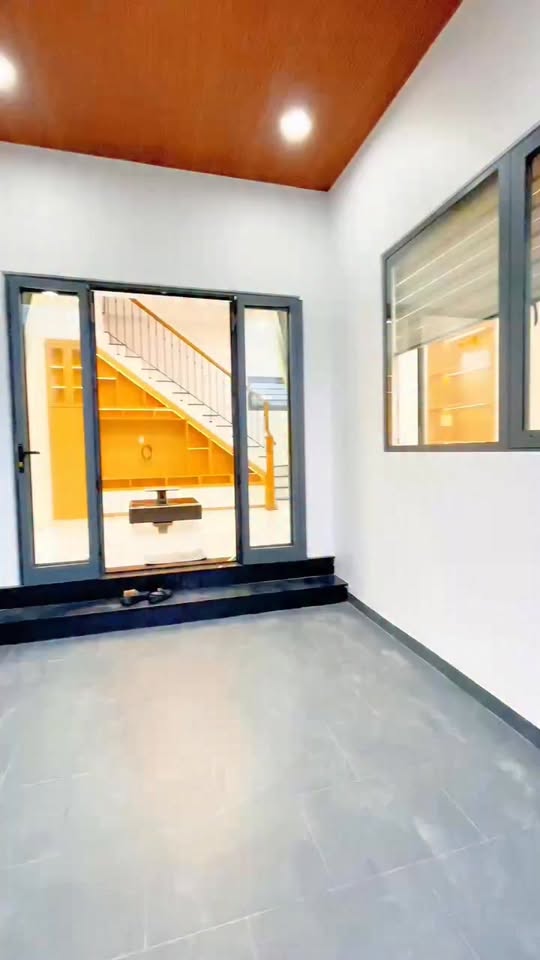 Nhà 2 tầng Đường Lại Thế, TP Huế 70m² giá 3 tỷ - Thiết kế hiện đại, đầy đủ tiện nghi!