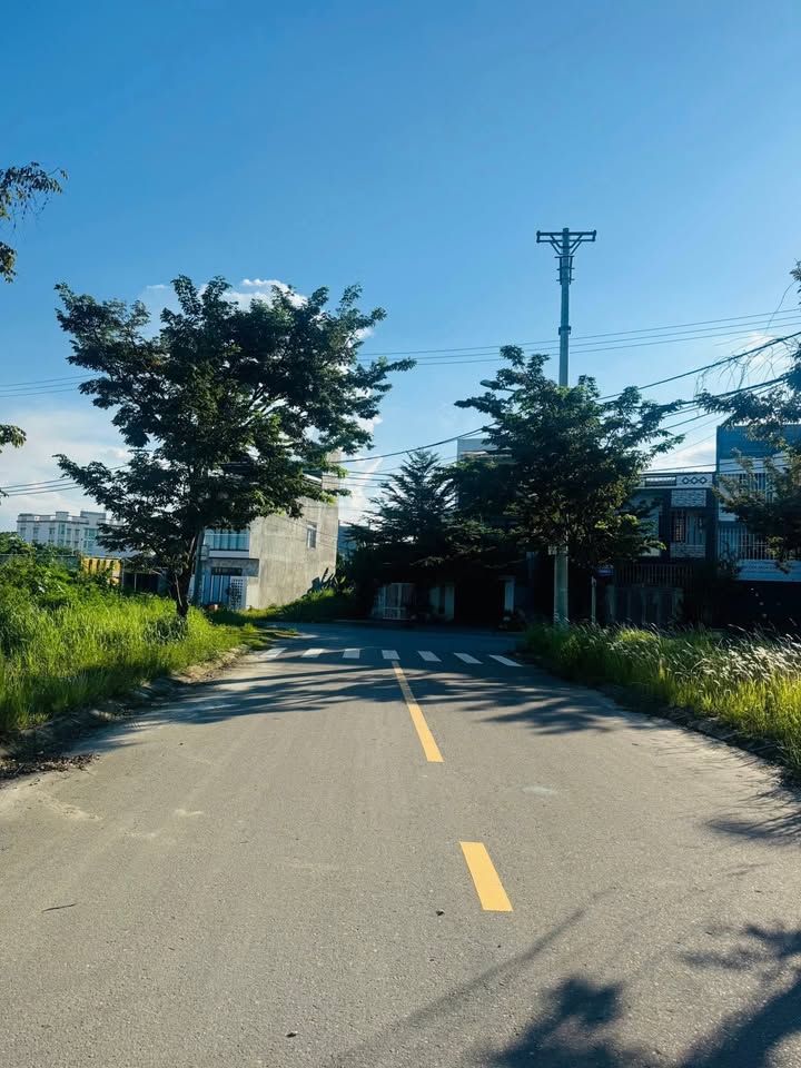 Đất mặt tiền đường Bàu Mạc 21, Liên Chiểu 100m² giá 5.3 tỷ - Vị trí đắc địa gần biển!