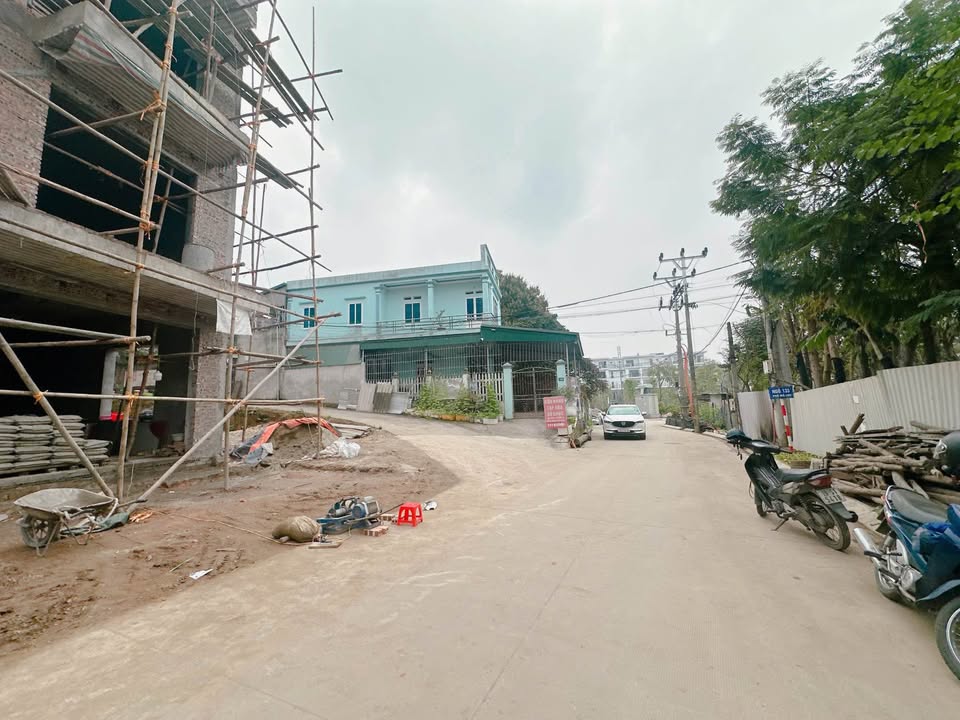 Lô đất 99.6m² tại KĐT Palm Nanor Việt Trì giá 5.6 tỷ - Tiện ích đầy đủ!
