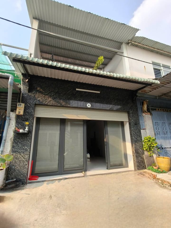 Nhà bán gấp tại Vĩnh Lộc B, 90m² giá chỉ 2.75 tỷ - Vị trí đẹp ngay chợ Lê Thị Ngay!