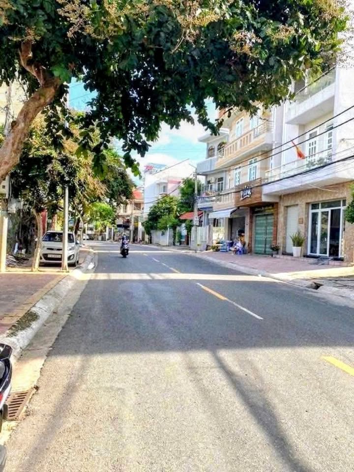 Bán đất mặt tiền đường Phan Chu Trinh, Vũng Tàu 210m² - Kinh doanh sầm uất!