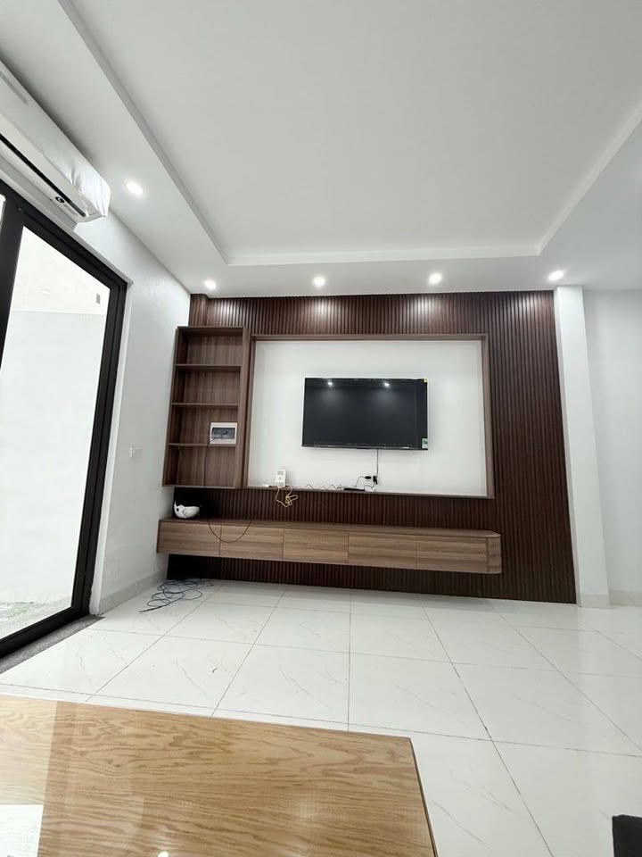 Nhà 4 tầng tại Quang Hà, 66m² giá 4.5 tỷ - Sẵn sàng vào ở ngay!