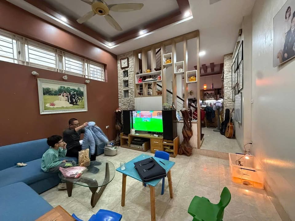 Nhà riêng Mỹ Đình 56m² giá thỏa thuận – Lô góc ô tô đỗ cửa!