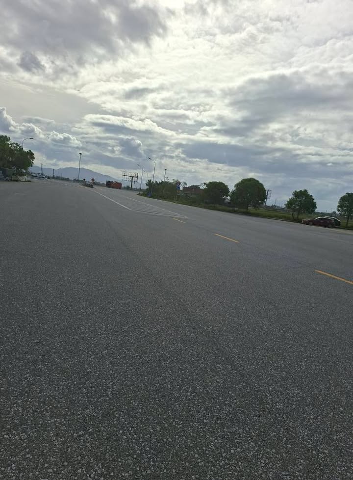 Đất nền mặt tiền đường Quy Hoạch 62m, huyện Lộc Hà, 300m² - Vị trí tiềm năng sinh lời!