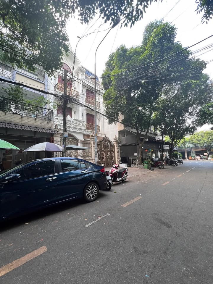 Nhà mặt tiền kinh doanh Đường Lê Văn Quới, Bình Tân, 68m² giá 11.5 tỷ - Cơ hội đầu tư tuyệt vời!