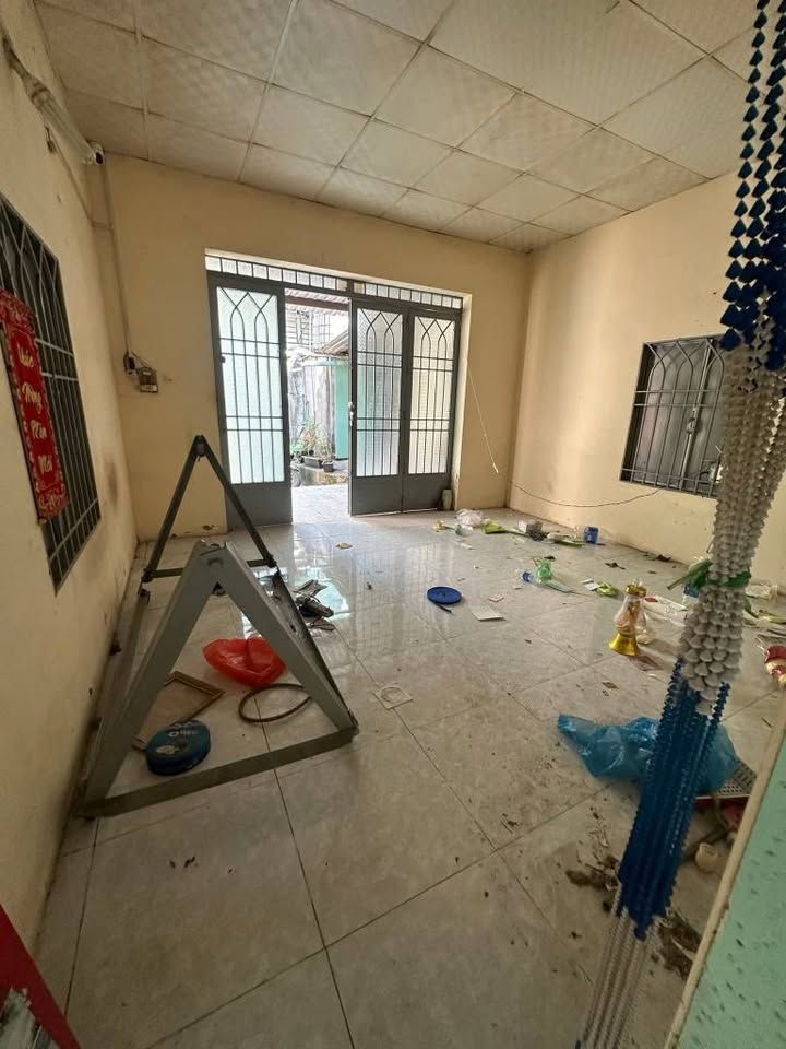 Nhà bán chính chủ Phường Đông Hòa Dĩ An 120m² giá 1.5 tỷ - Sổ hồng sang tên ngay!