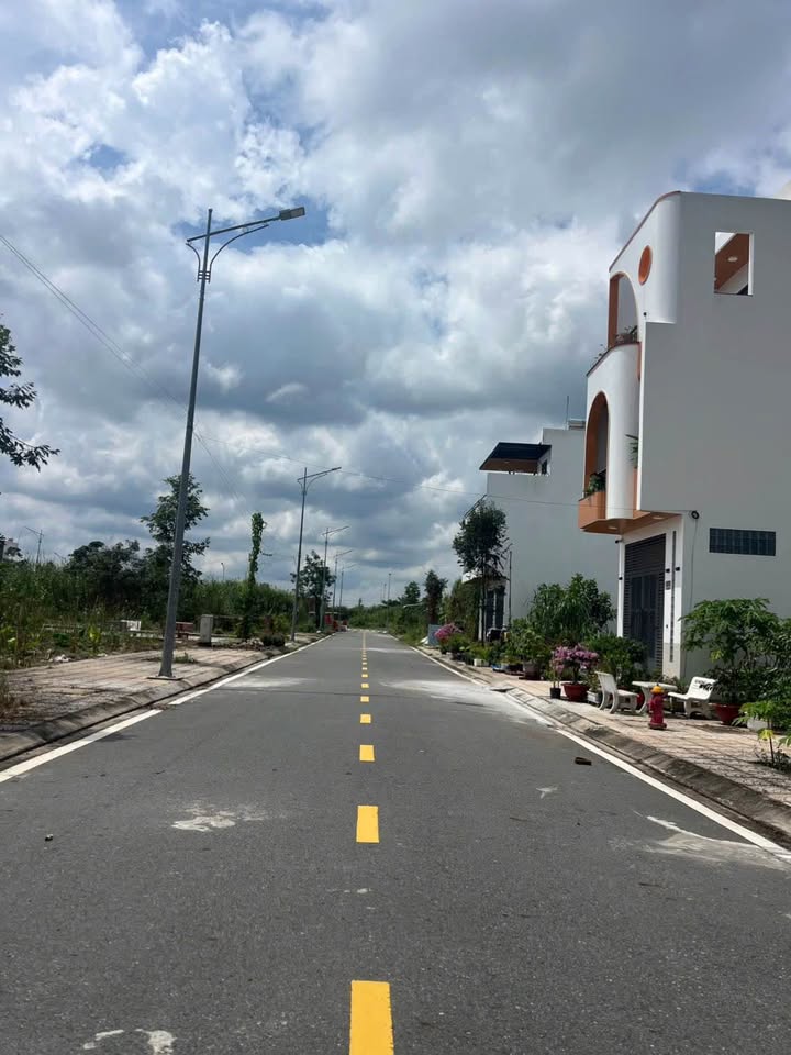 Đất nền KDC Tân Phú - Hưng Phú, Cần Thơ 67.5m² giá 800 triệu - Cơ hội đầu tư tuyệt vời!