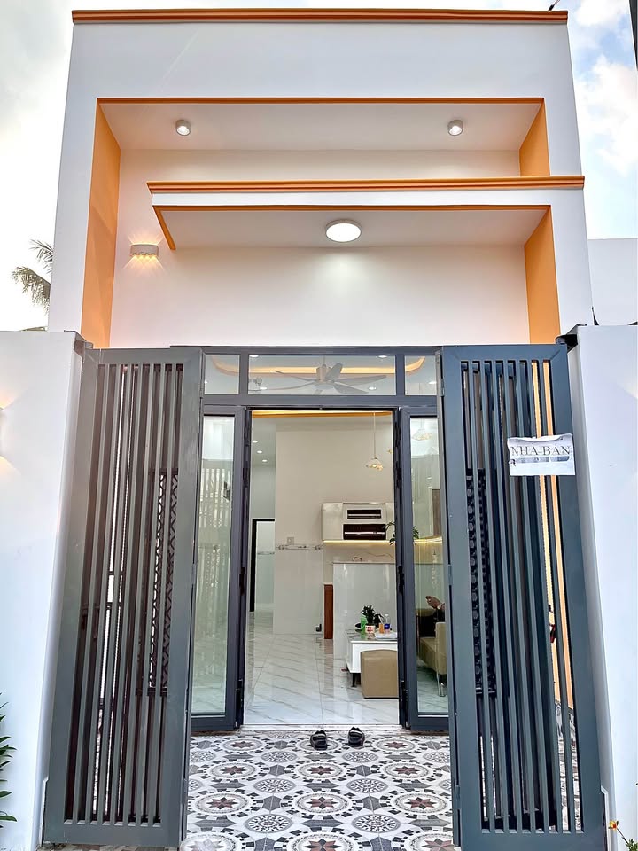 Nhà Trệt Mới Hẻm 115 Đường Cách Mạng Tháng Tám, Quận Ô Môn, 60m² - Giá 1.68 Tỷ Thương Lượng!