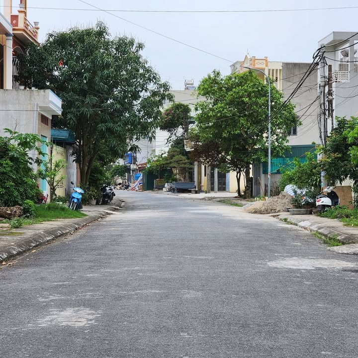 Đất Nghĩa Chính, Phú Xuân 90m² giá 2 tỷ - Cơ hội đầu tư tuyệt vời!