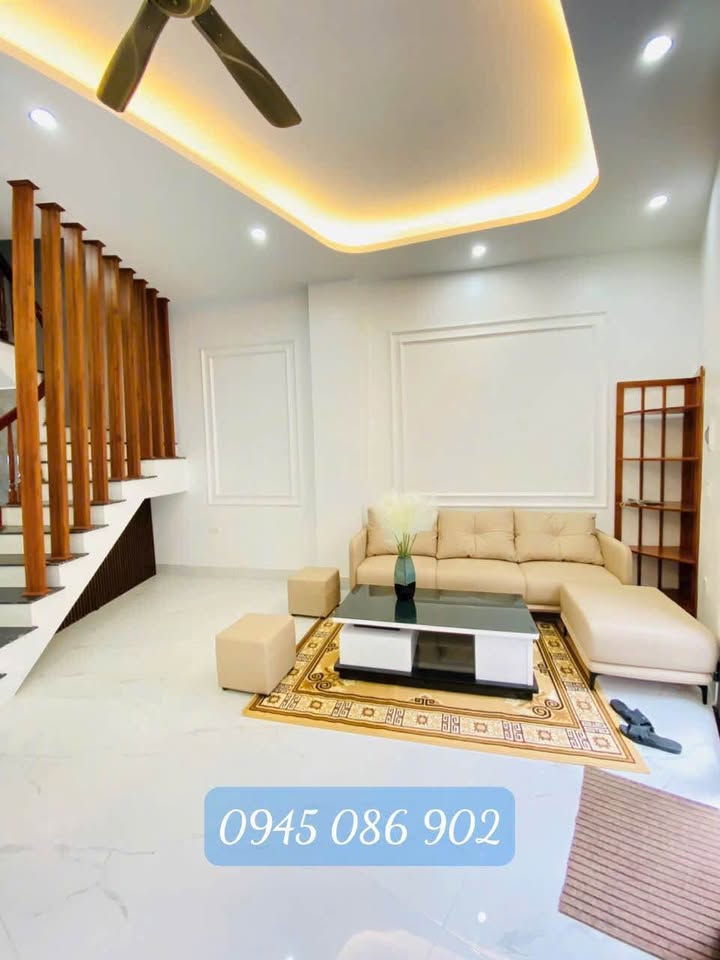 Nhà 3 Tầng Phường Trần Lãm, Thái Bình 35m² giá 1 tỷ - Vị trí thuận tiện gần chợ!