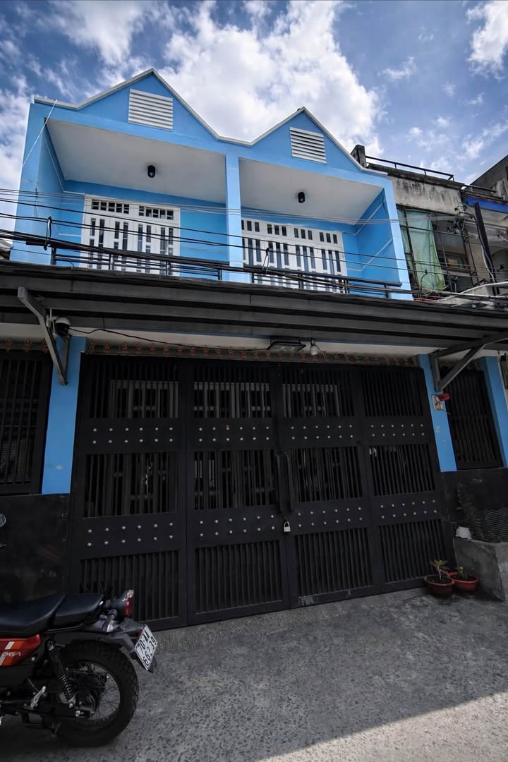 Nhà phố Liên Khu 10-11, Bình Tân, 122m² giá 7.6 tỷ - Cách ngã tư chỉ 500m!