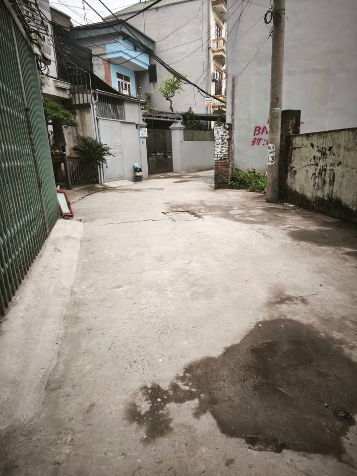 Mảnh đất Đông Dư Gia Lâm 50m² giá 6.15 tỷ - Ô tô vào tận nơi!