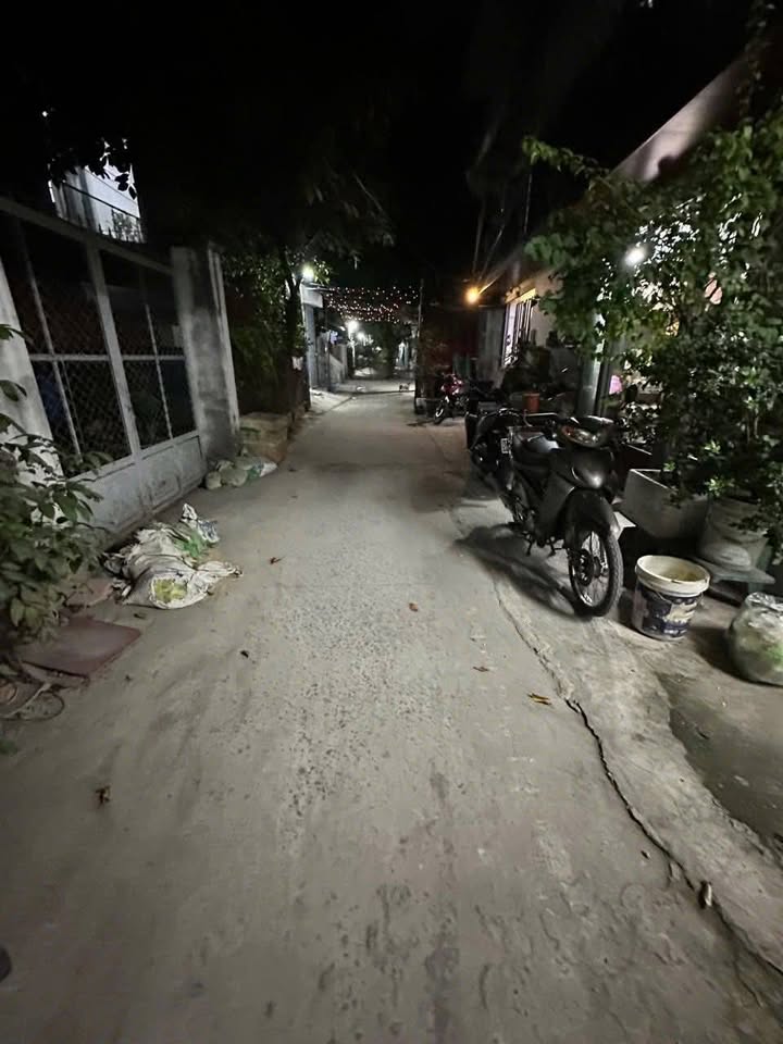 Nhà riêng Thới Tam Thôn Hóc Môn 28m² giá 1 tỷ - Sổ đỏ chính chủ!