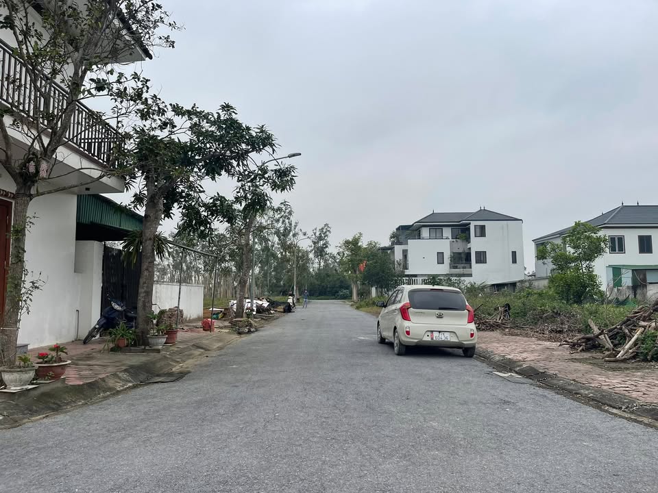 Đất TĐC Xuân Đồng, Nghi Đức 172.6m² giá 6.7 tỷ - Lô góc 2 mặt thoáng, ra đường 72m gần trục chính!