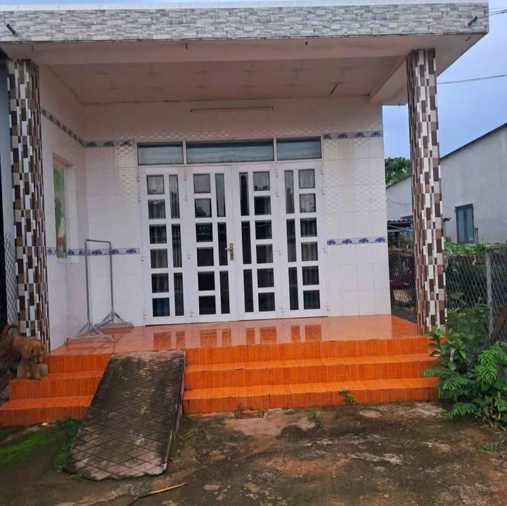 Nhà cấp 4 tại Long Đất, 99m² giá thỏa thuận - Cách đường Tạ Văn Sáu chỉ 100m