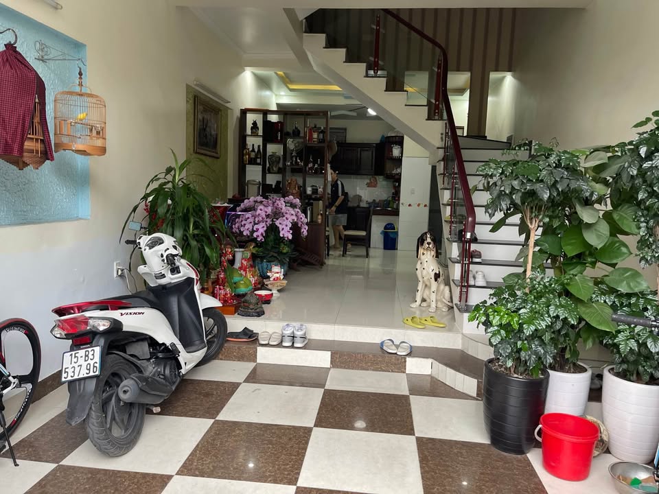 Nhà 4 tầng Nguyễn Văn Linh 56m² giá 4 tỷ - Chính chủ bán gấp!