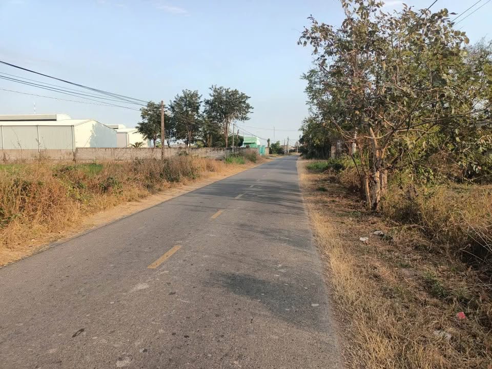 Lô đất thổ cư 680m² tại xã Hàm Liêm, giá chỉ 1 tỷ - Cơ hội đầu tư hấp dẫn!