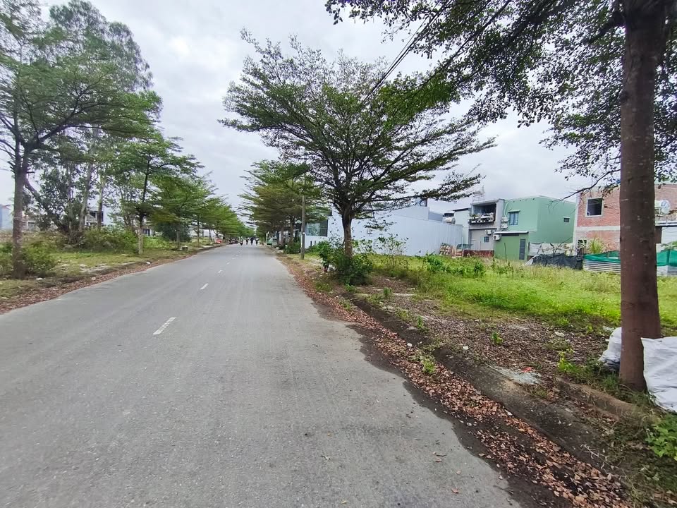 Đất nền KDT An Phú Quý, Điện Ngọc 94m² giá 3.1 tỷ - Gần chợ, đối diện công viên