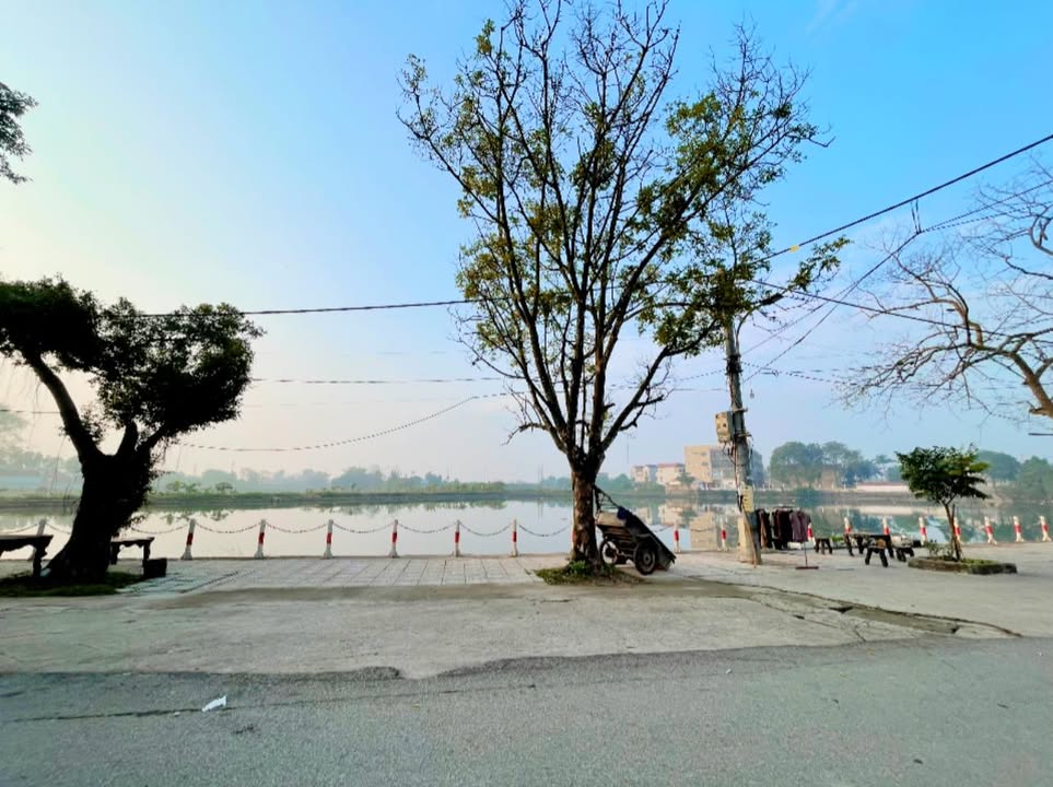 Nhà riêng Xã Cao Sơn Tiến, Huyện Ứng Hòa 70m² giá 3 tỷ - View hồ cực đẹp!