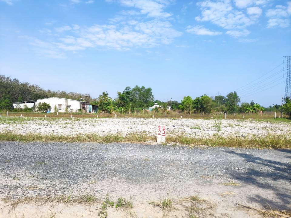 Đất nền Cầu Khởi Tây Ninh 170m² giá 290 triệu - Tiềm năng tăng giá cao!