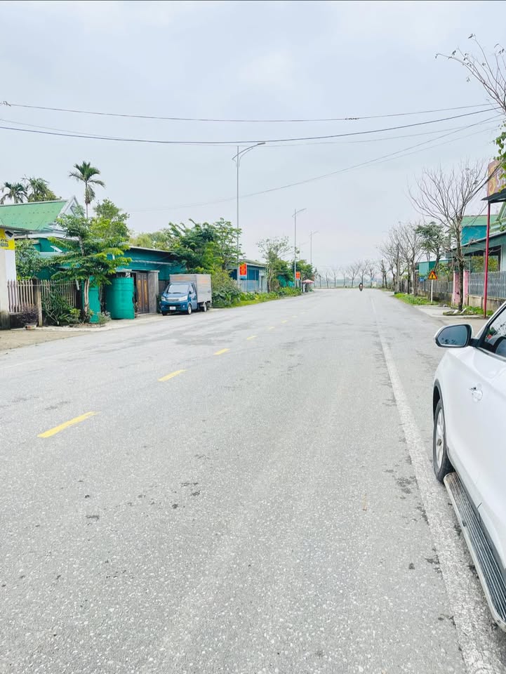 Đất nền Thạch Hà 148m² giá 3 tỷ - Vị trí kinh doanh lý tưởng!