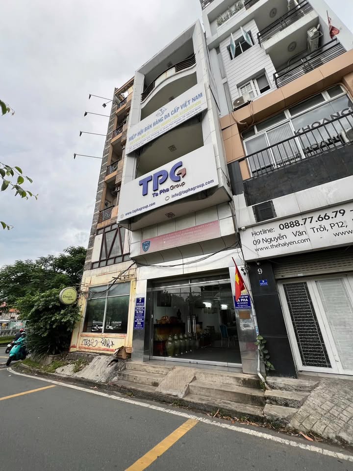 FrontHouse mặt tiền Nguyễn Văn Trỗi, Phú Nhuận, 57m² giá 15.3 tỷ - Cơ hội đầu tư tốt!