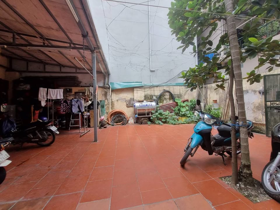 Đất vàng Minh Khai, Hai Bà Trưng 158m² giá 31.8 tỷ - Kinh doanh sầm uất!