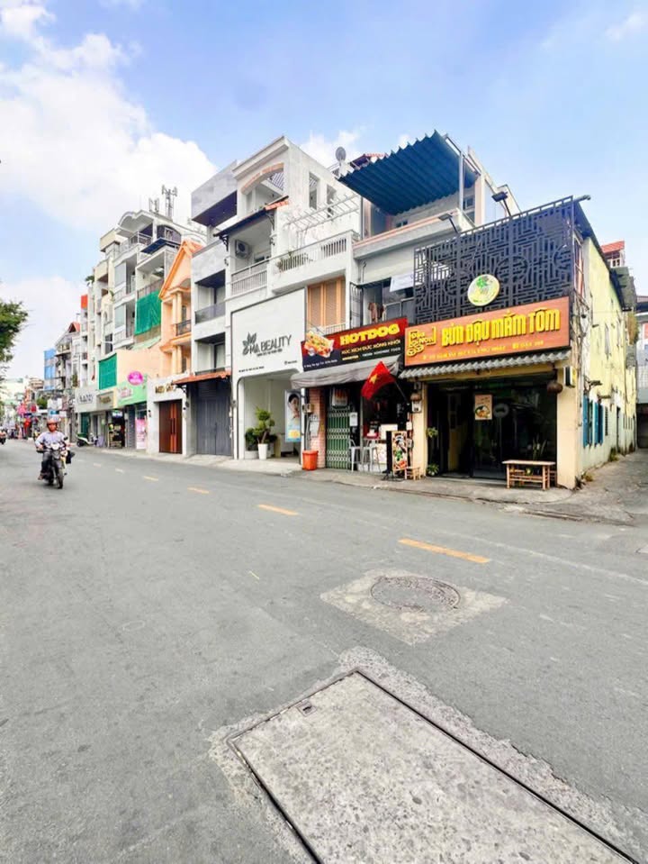 Nhà góc 2 mặt tiền Đặng Văn Ngữ - Phú Nhuận 97m² giá 18,5 tỷ - Đầu tư sinh lời ngay!