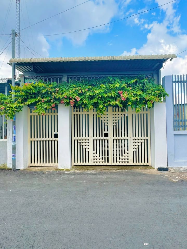 Nhà cấp 4 Tân An Hội, Củ Chi 125m² giá 945 triệu - Sổ hồng chính chủ, dọn vào ở ngay!