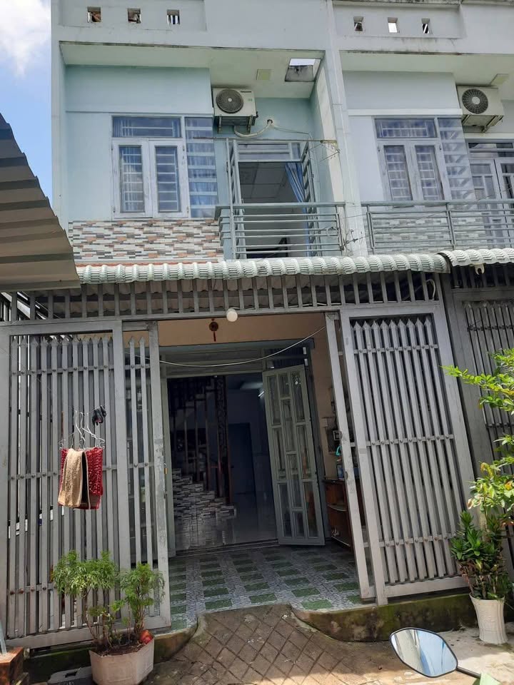Nhà 2 tầng đường 164, ấp 5 Bình Mỹ, 56m² giá 950 triệu - Nhà đẹp, vào ở ngay!